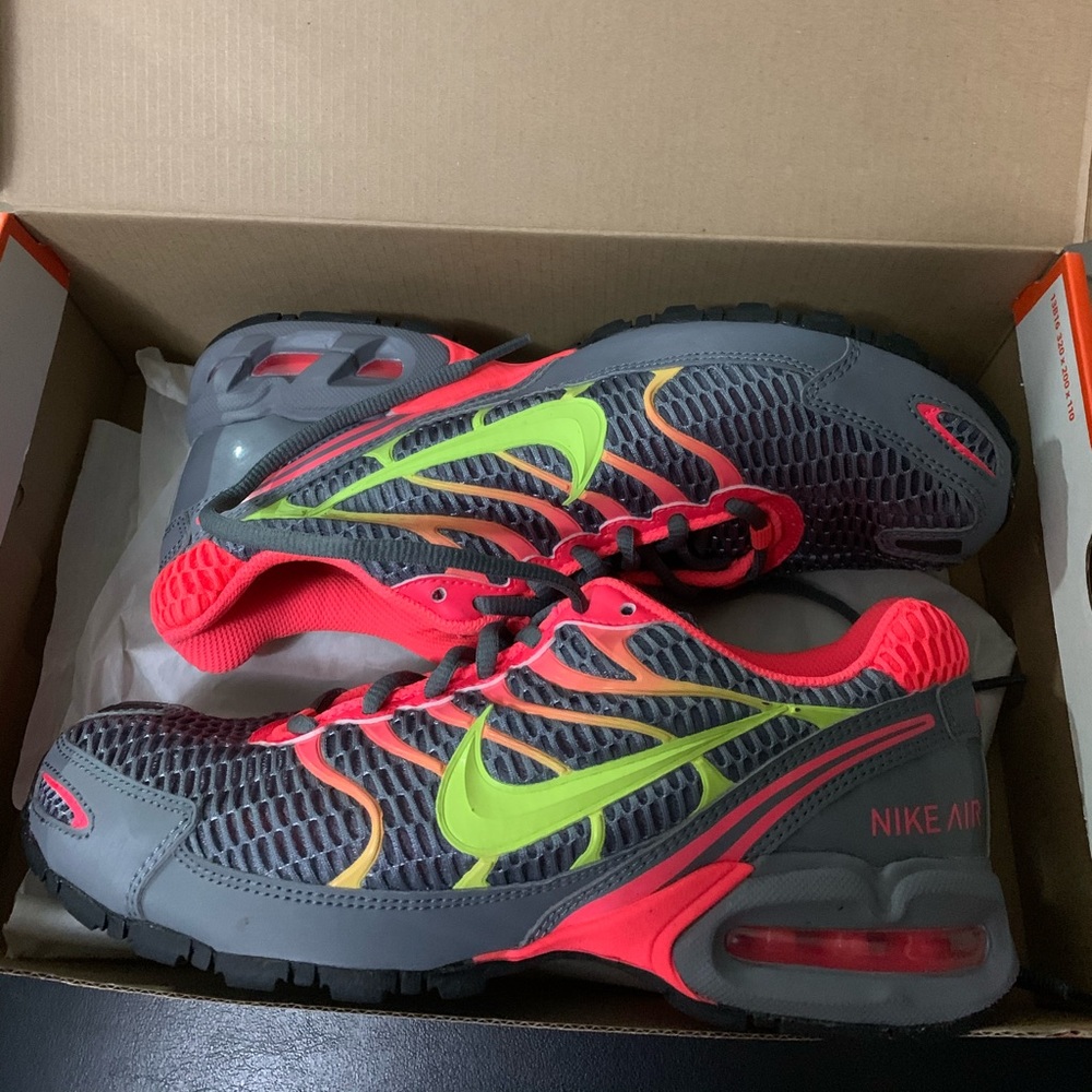 Nike air max shoes